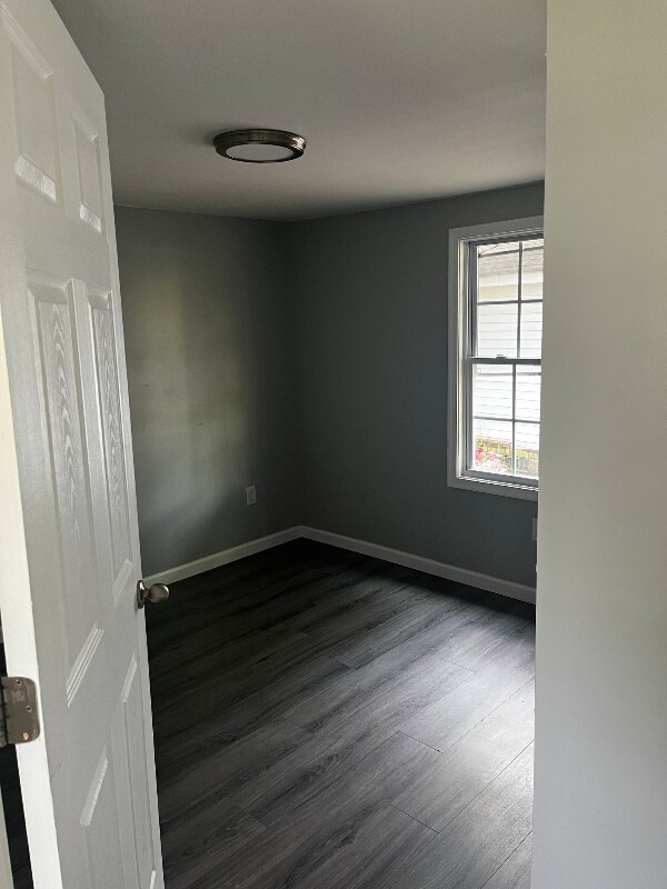 Building Photo - 1617 Burton St