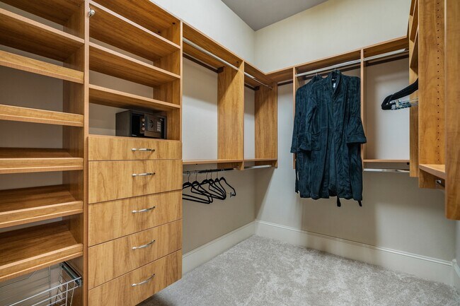 Building Photo - 27411 Hazy Landing Ct
