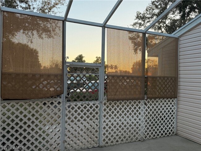 Building Photo - 4281 22nd Ave SW