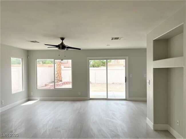 Building Photo - 10108 Basalt Hollow Ave