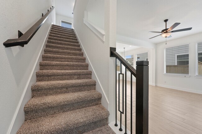 Building Photo - 21118 Medina River Dr