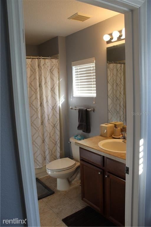 Building Photo - 3 br, 2.5 bath Townhome - 14232 Confetti Dr