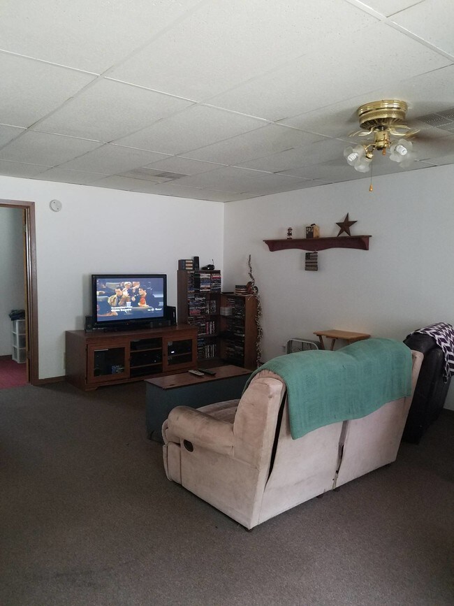 1608 E Rock Falls Rd 1608 E Rock Falls Rd Rock Falls IL 61071