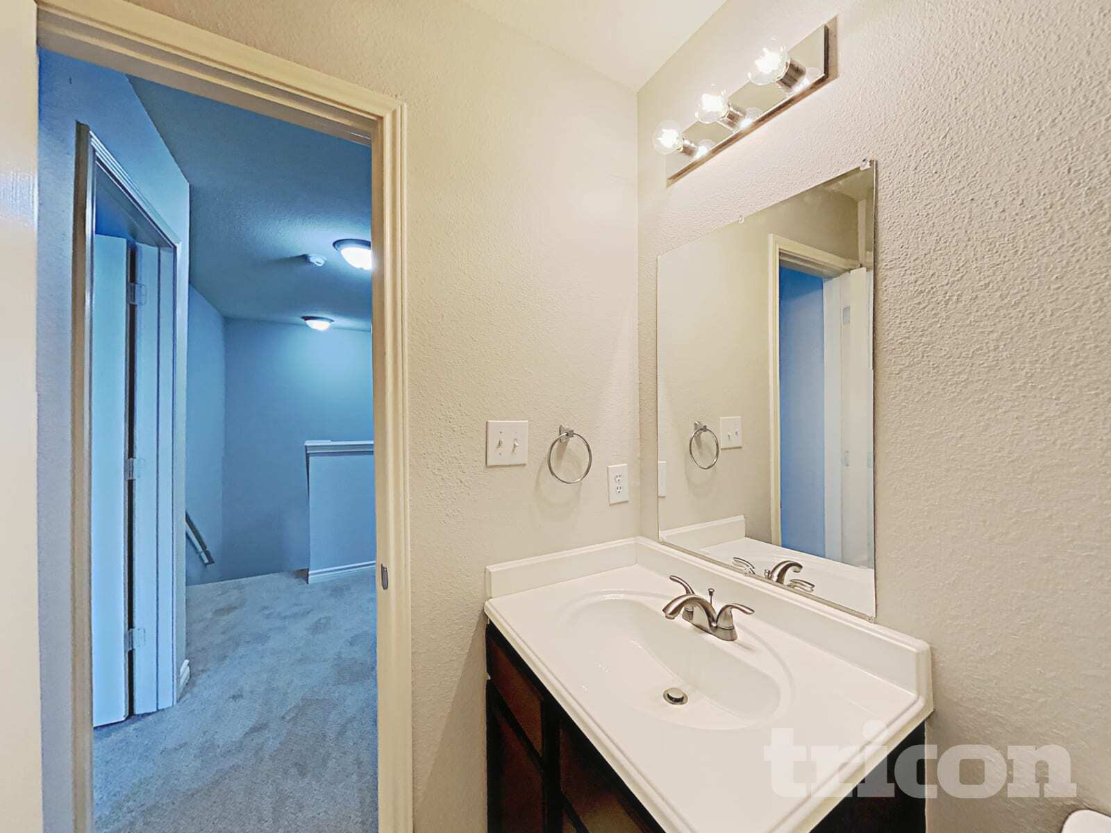 Building Photo - 9707 Marbach Bend