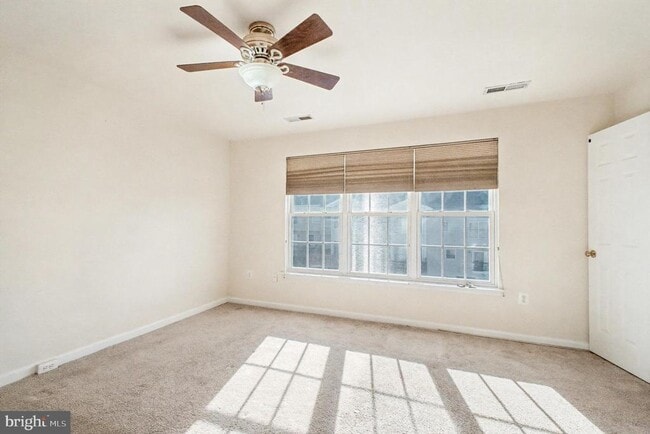 Building Photo - 105 Galway Ln