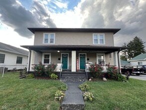 Building Photo - 154 S 9th Ave