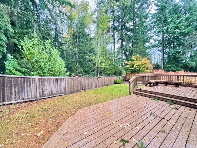 Building Photo - Great 3 Bed 2.5 Bath Home for rent