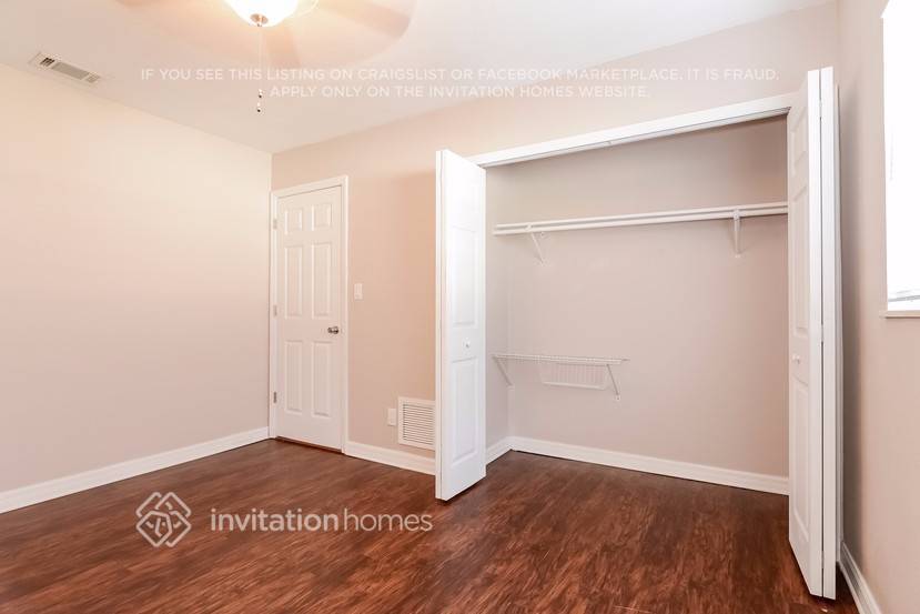 Building Photo - 2512 Casilla Way S