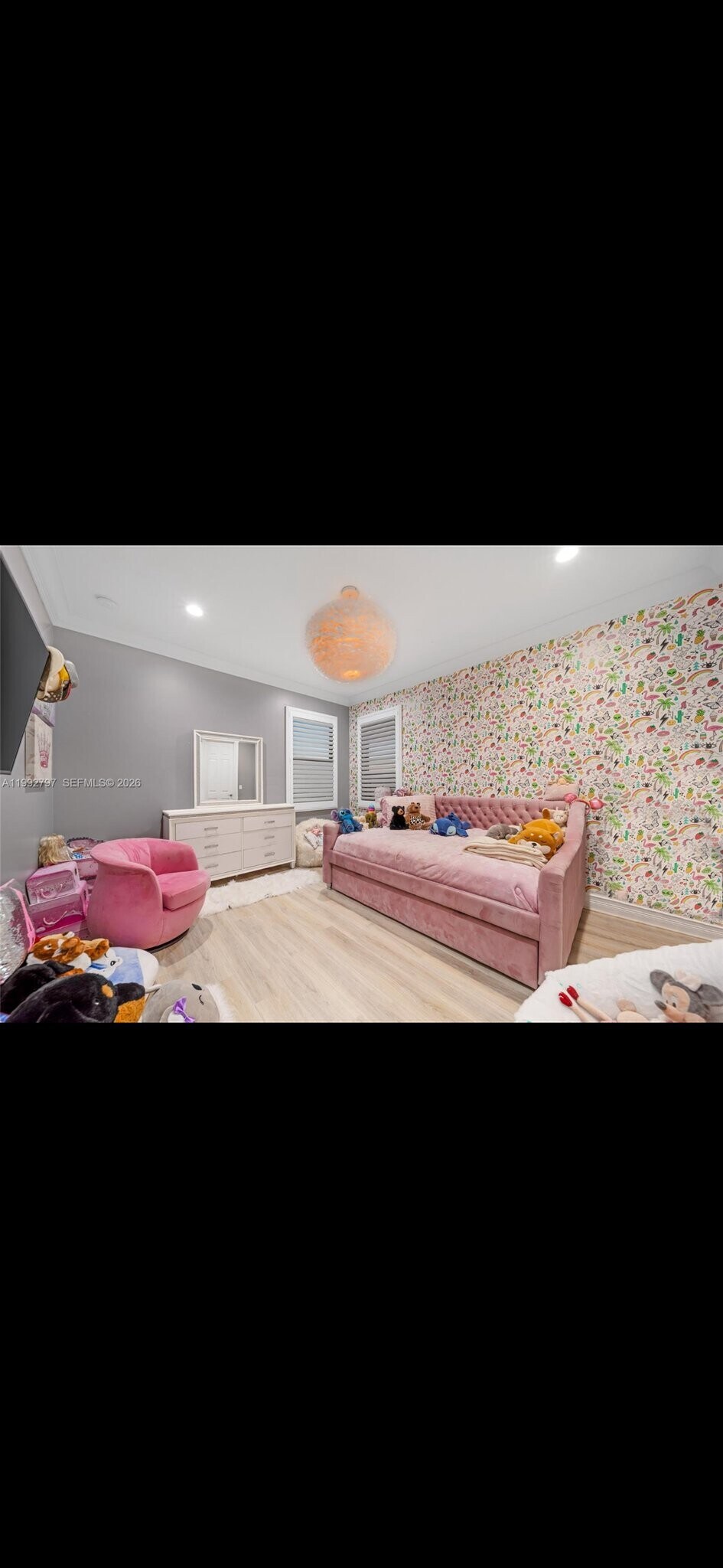 Building Photo - 16849 Pierre Cir