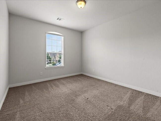 Building Photo - 17703 Olde Oaks Estate Ct