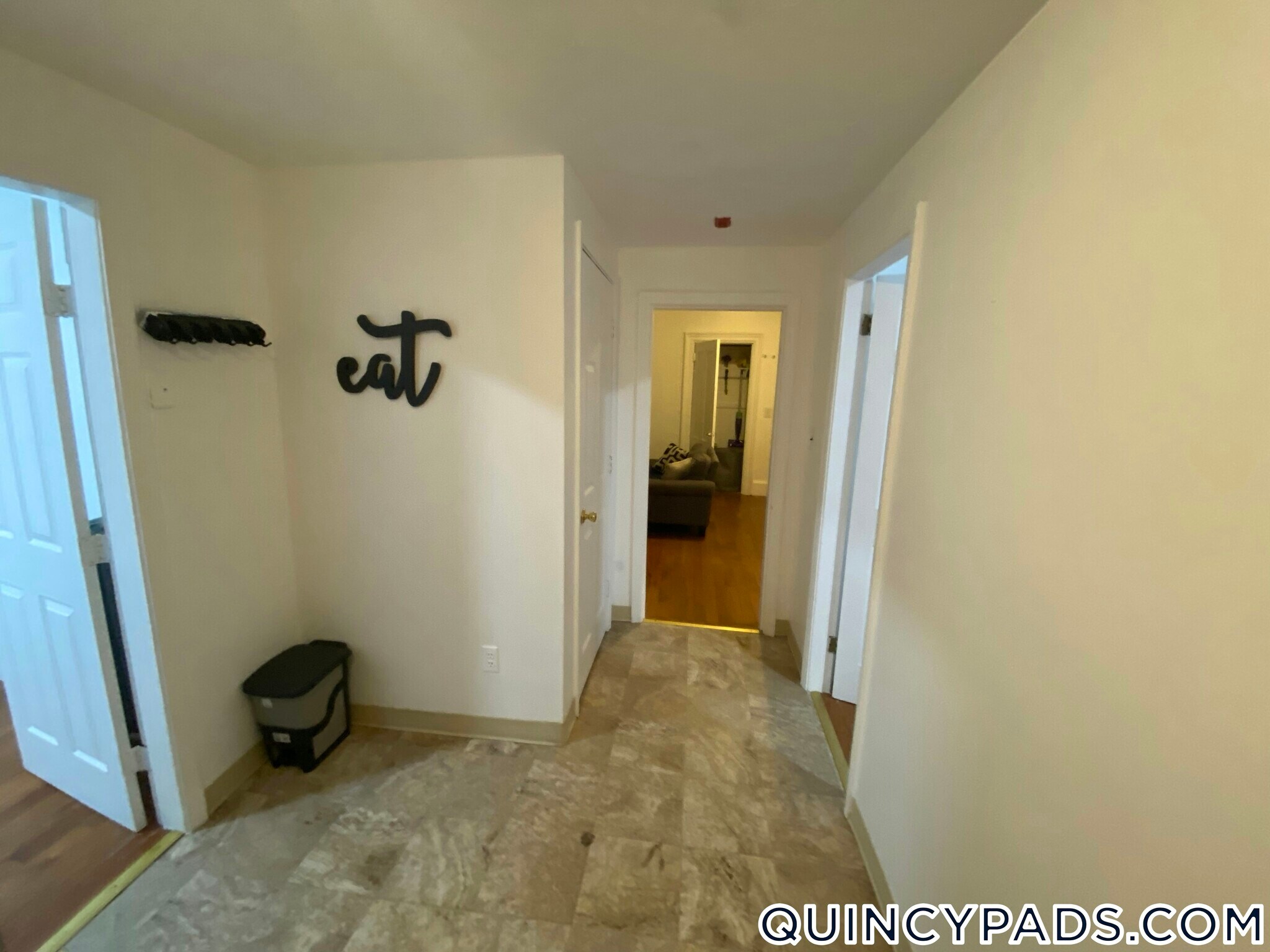 Building Photo - 161 Grandview Ave