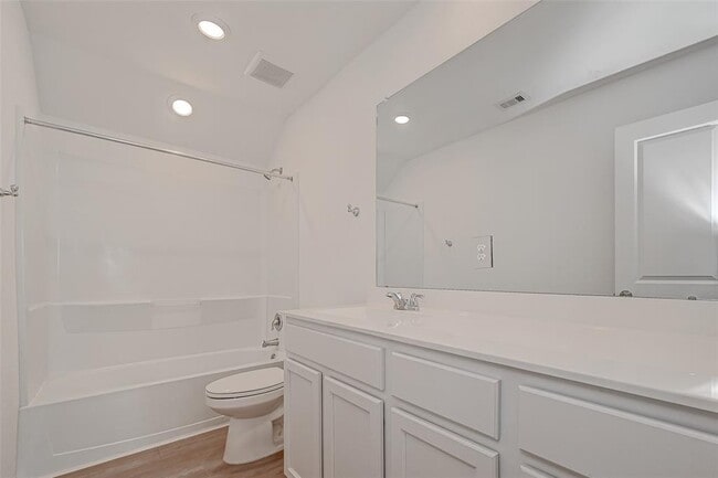 Building Photo - 22084 Juniper Crossing Dr