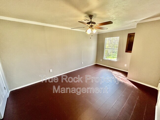 Building Photo - 1127 E Beverly St