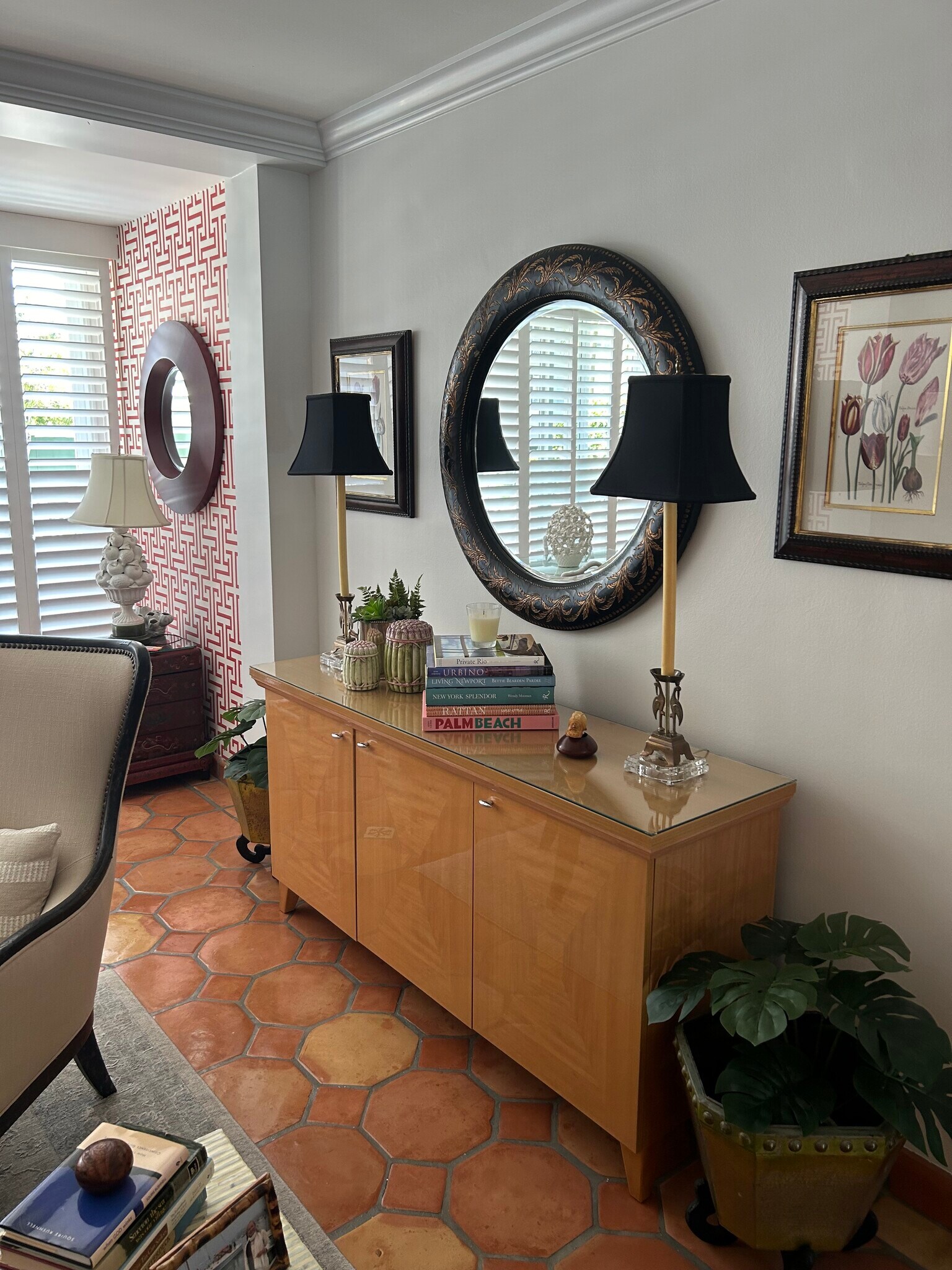 Living Room - 401 Peruvian Ave