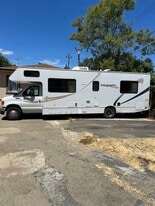 Building Photo - 1555 D St