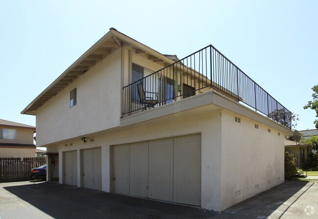 Building Photo - 2347 E Omega Ave