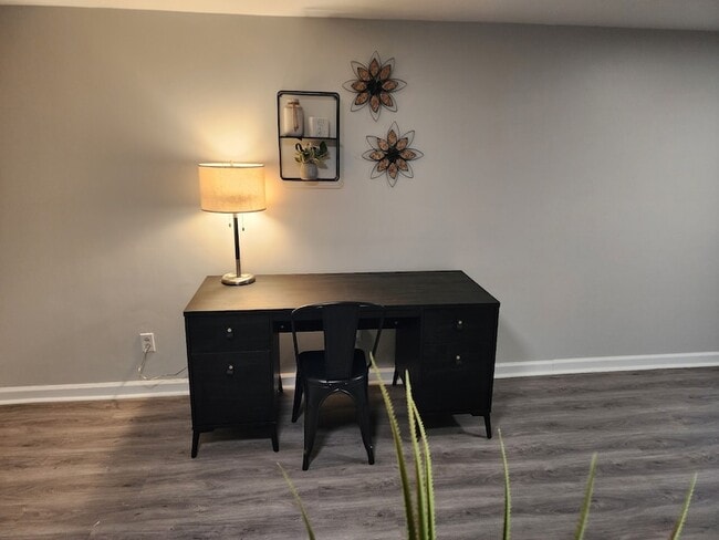 Building Photo - 1215 Trotwood Ave