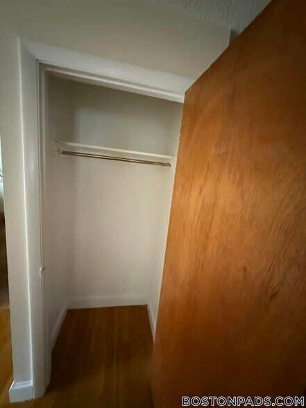 Building Photo - 11 Brattle St