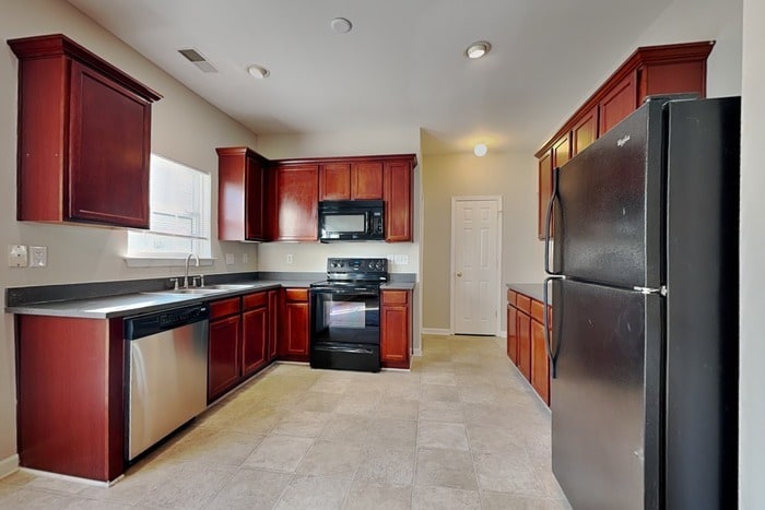 Building Photo - 9488 Grand Oaks St NW
