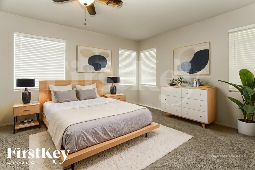 Building Photo - 4405 Vogue St