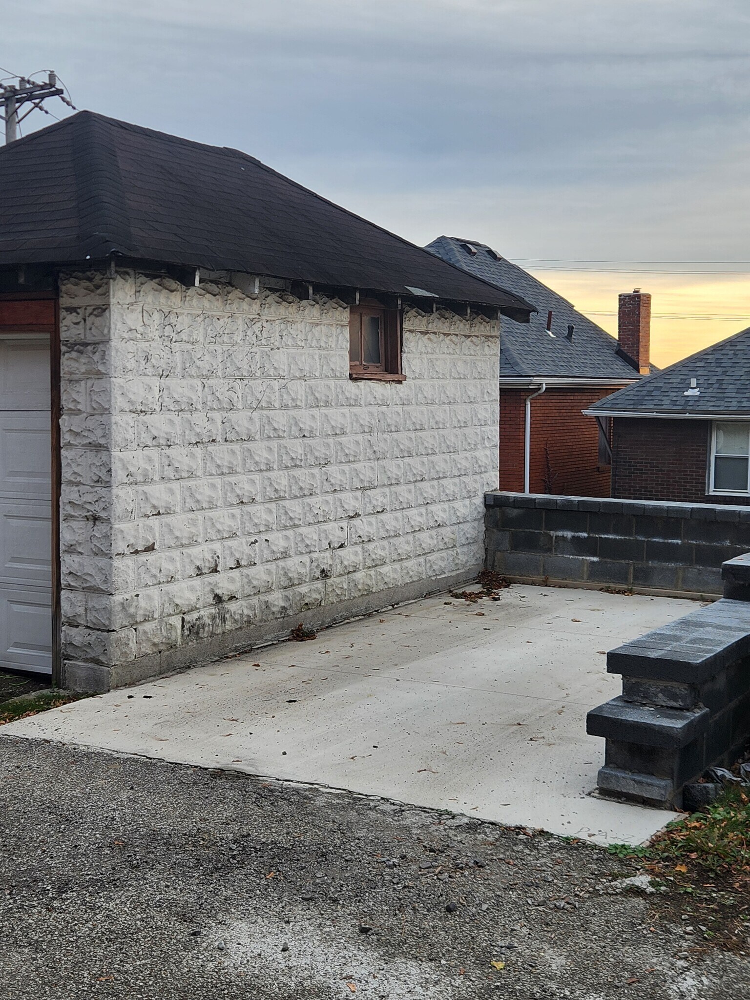 Building Photo - 2245 S Braddock Ave