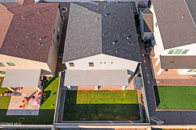 Building Photo - 11433 Elsa Maldonado