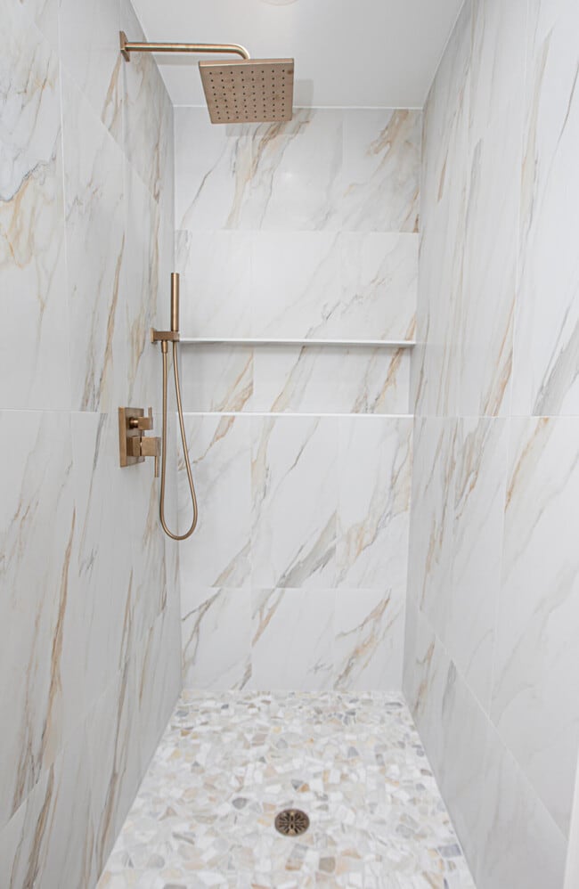 Building Photo - 10881 La Salinas Cir