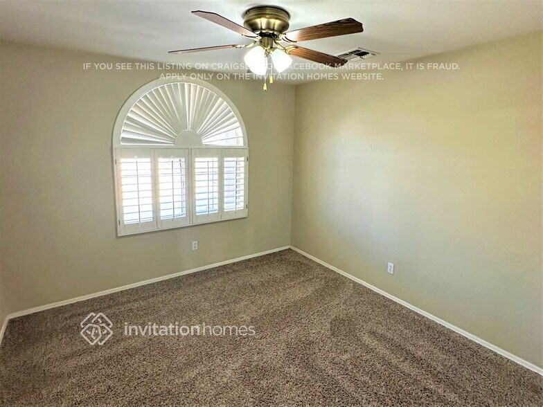 Building Photo - 18463 N 111th Ct