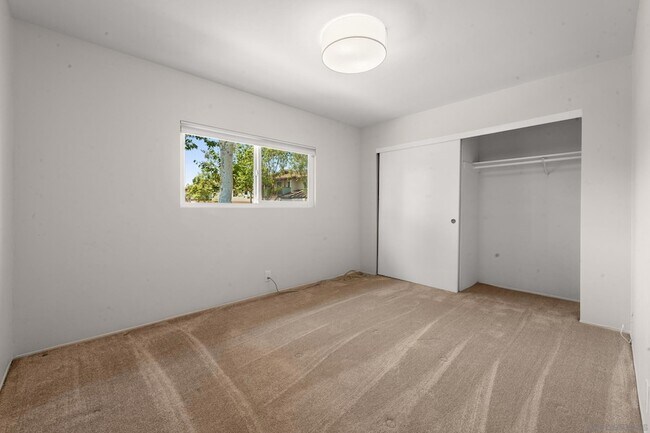 Building Photo - 9851 Caminito Cuadro