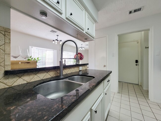 Building Photo - 2220 Bering Dr