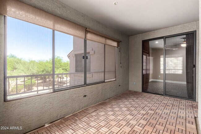 Building Photo - 15380 N 100th St
