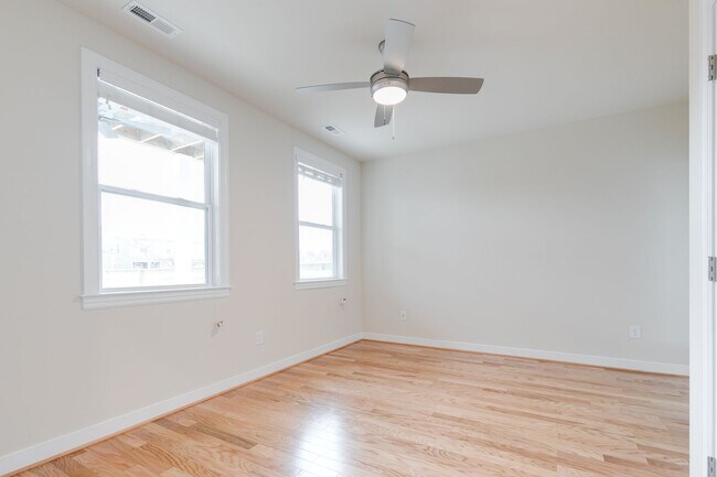 Building Photo - 1206 N 30th St