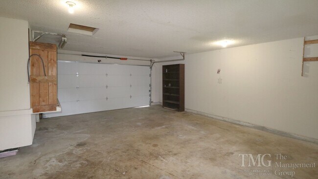 Building Photo - 3283 Addy St