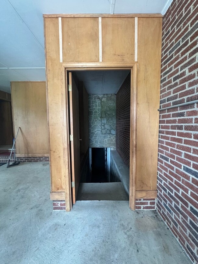 Building Photo - 103 Casar-Belwood Rd