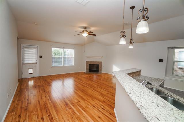 Building Photo - 4817 Carrotwood Dr