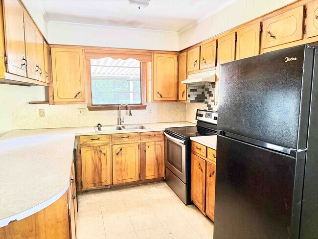 Building Photo - 11766 Willow Oak Ave