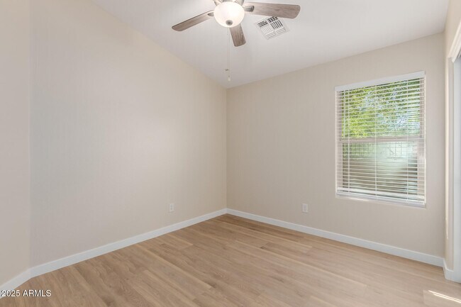 Building Photo - 2605 East Charlotte Dr