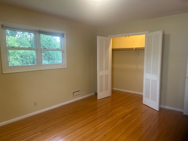 Building Photo - 6625 Brittany Rd