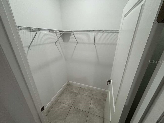 Building Photo - 9130 N Mendoza Way