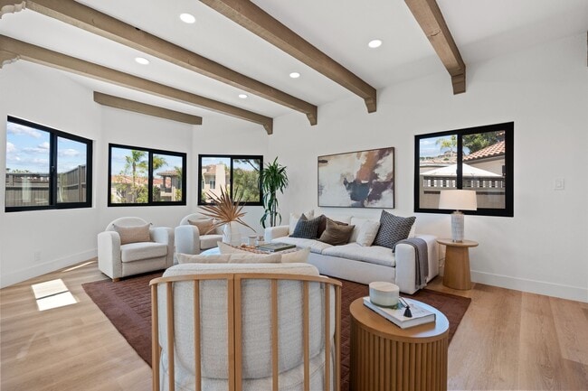 Building Photo - 6803 El Fuerte St