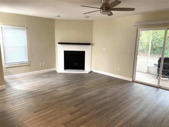 Building Photo - 11241 Cedar Hollow Ln