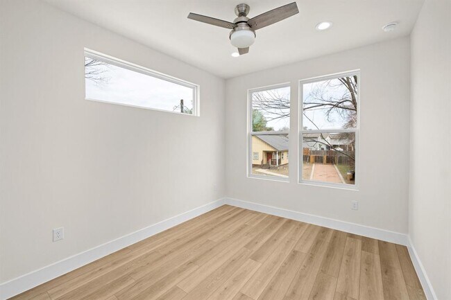 Building Photo - 6107 Richardson Ln