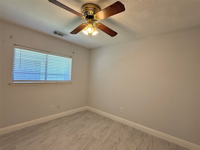 Building Photo - 14419 Golden Cypress Ln