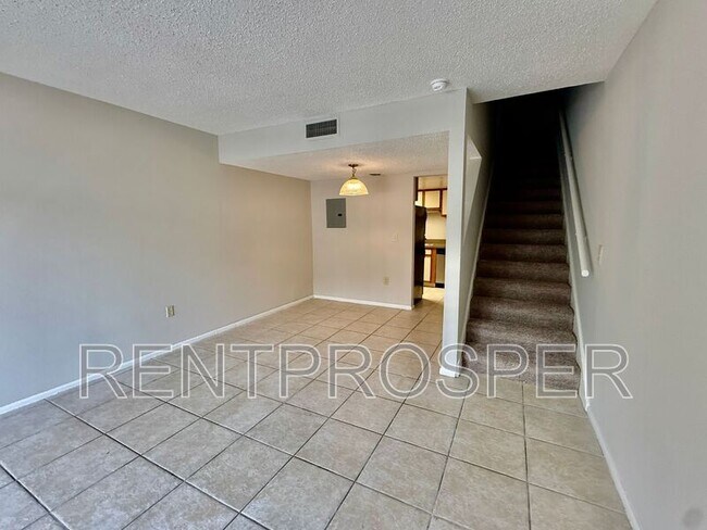 Building Photo - 4267 S Semoran Blvd