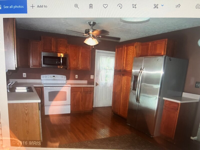 Building Photo - 39318 Summit Hill Dr