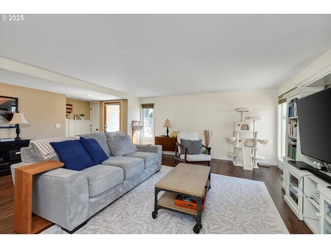 Building Photo - Bull Mountain Gem – Single-Level 3BR with 2 Living Areas, Large Yard & Pergola Patio