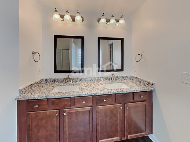 Building Photo - 1490 Aster Ives Dr