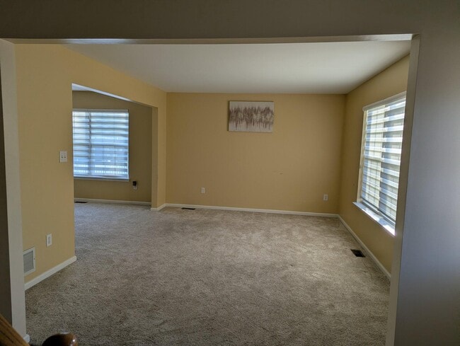 Building Photo - 4 Tether Cir