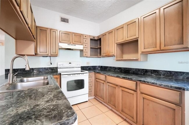 Building Photo - 107 Garrison Dr