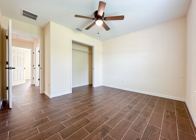 Building Photo - 2680 SW 156th Ln